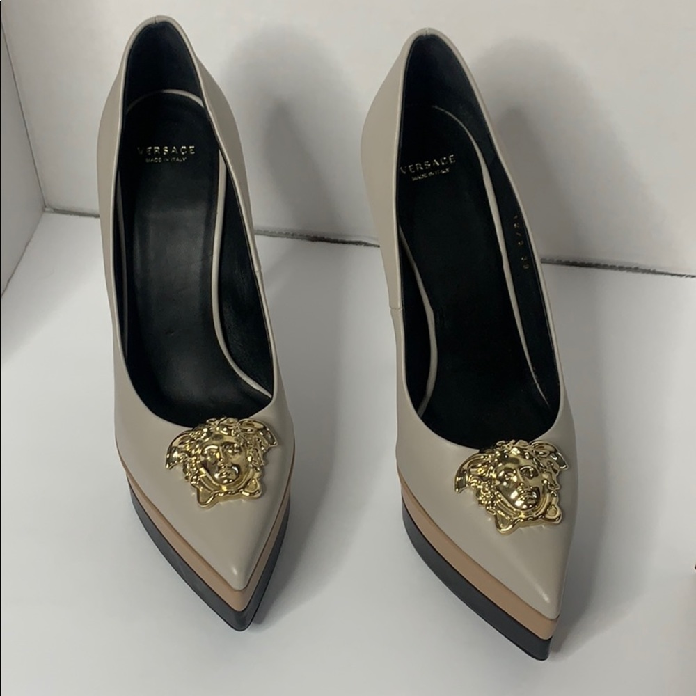 Authentic brand new Versace heelS